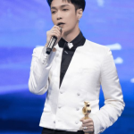 吃瓜娱乐张艺兴完整版,从流量偶像到全能艺人，娱乐圈的蜕变之路