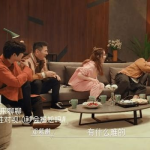 娱乐吃瓜女明星敬酒,敬酒瞬间，女明星们的“吃瓜”时刻